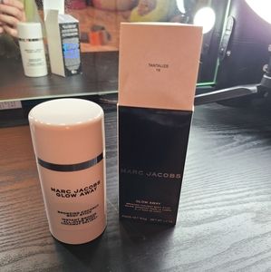 Marc jacobs glow away